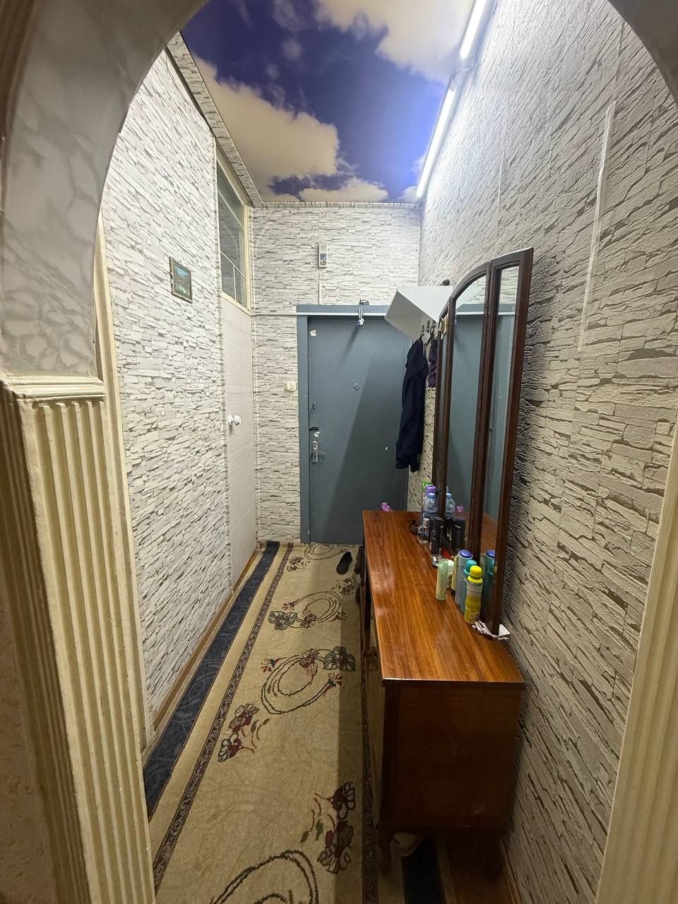 Продажа 2/3/4 Ттз-1 210-Школа Чистая Балкон1.5Х6 С Мебелью С Техникой