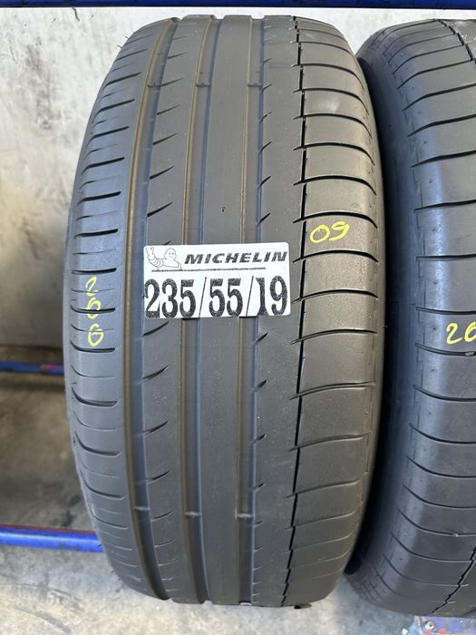 235/55/19 Michelin