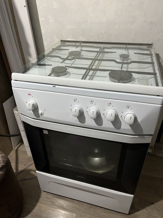 Продам плиту газовую Дарина