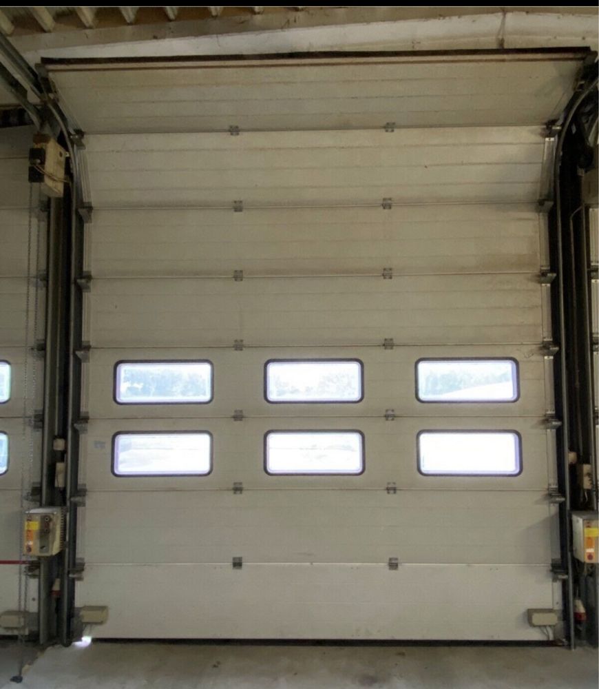 USA SECTIONALA INDUSTRIALA Hormann poarta garaj H 408 x L 329 GARANTIE