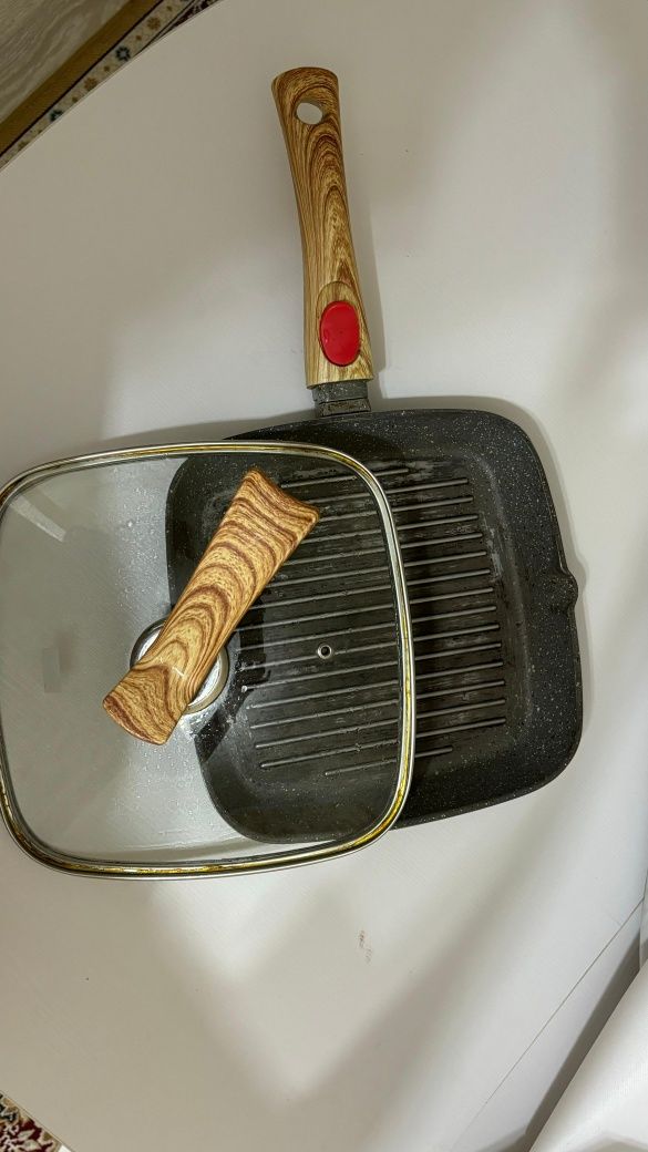 Продам сковородки
