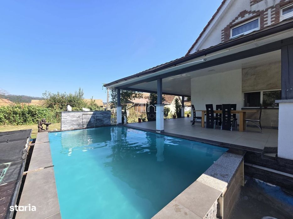 Casa cu piscina, 3450 Mp suprafata teren, Albesti, Mures