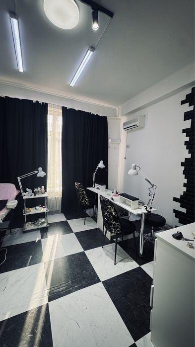 Аренда место маникюра и педикюра, ресницы