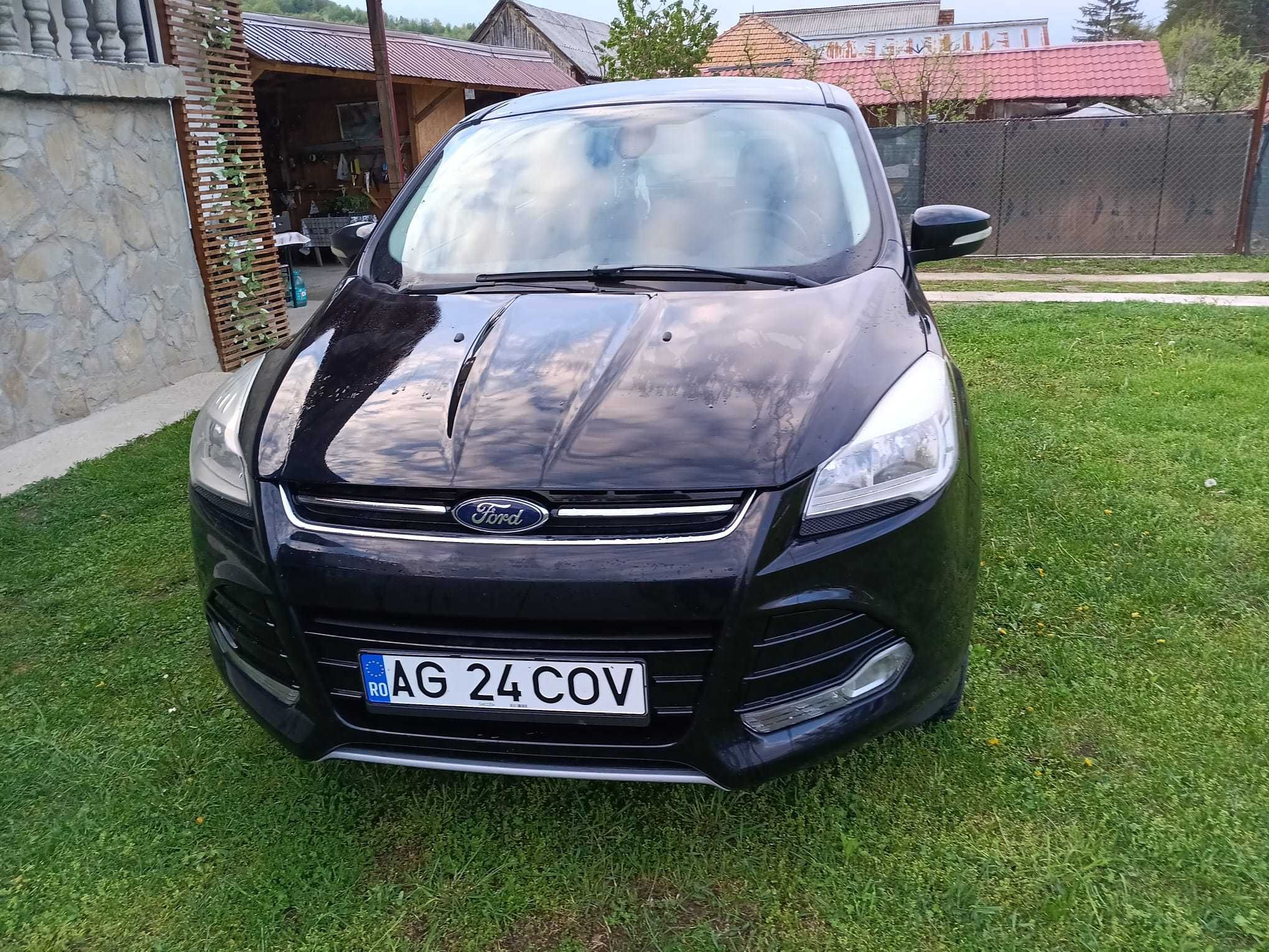 Vând Ford Kuga an 2013