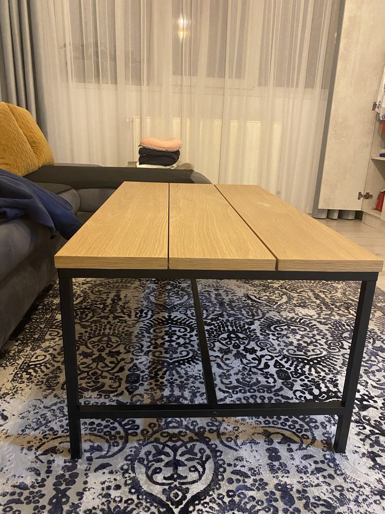 Vand masa pentru living