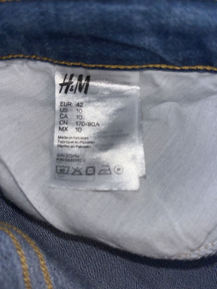 Pantaloni scurți H&M