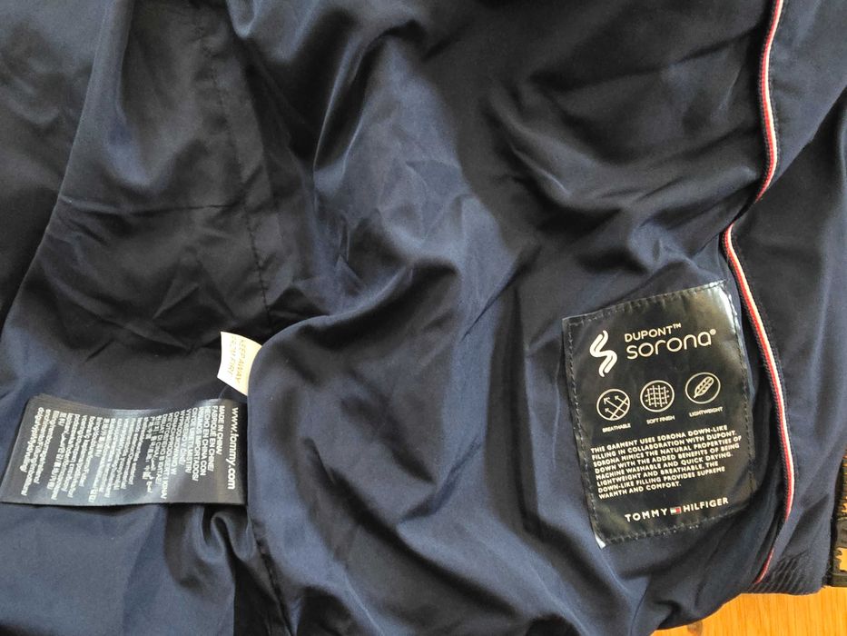 Jacheta iarna Tommy Hilfiger mar. 164 originala matlasata