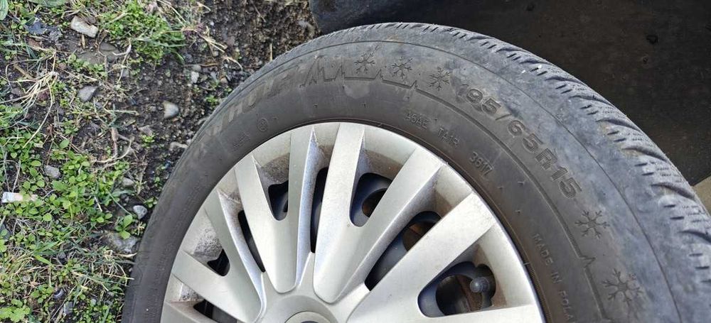 Железни джанти с Тасове и Гуми VW Caddy 15и16ц5x112
