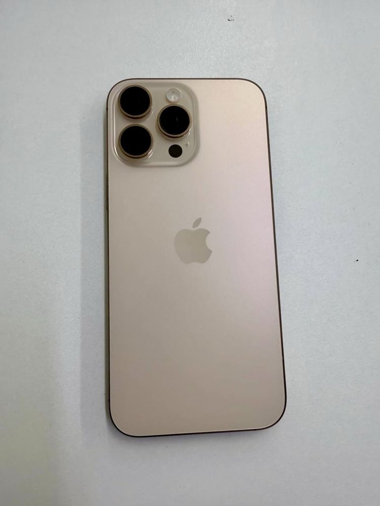 iPhone 16 Pro Max