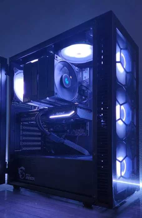 Геймърски Компютър! RTX 4070, Intel i5-14600КF, 32GB RAM - НОВ