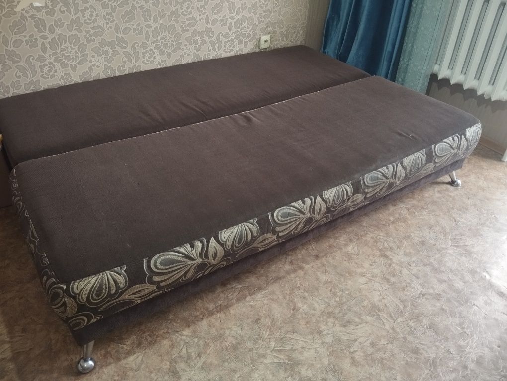 Продаётся диван 35000