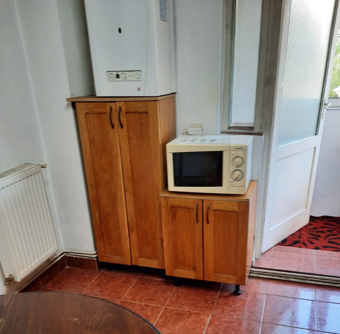Vând mobila și electrocasnice