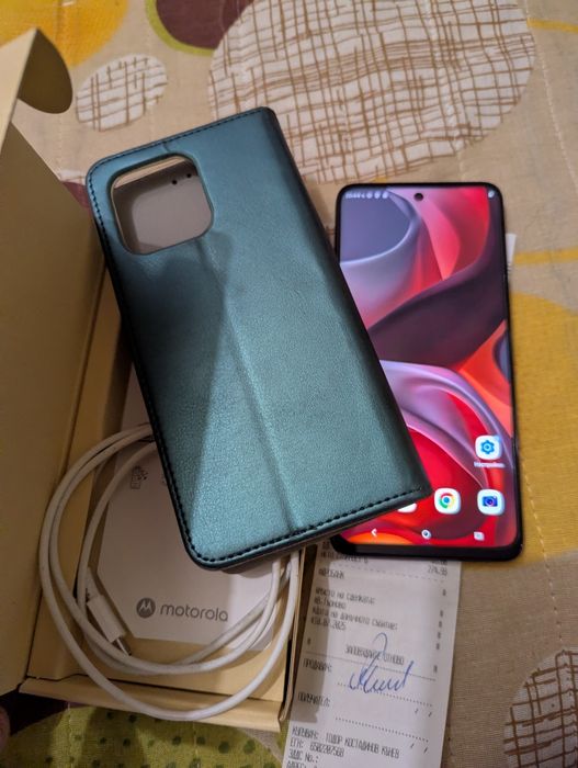 Motorola G15 8ram,512gb , гаранция 19месеца