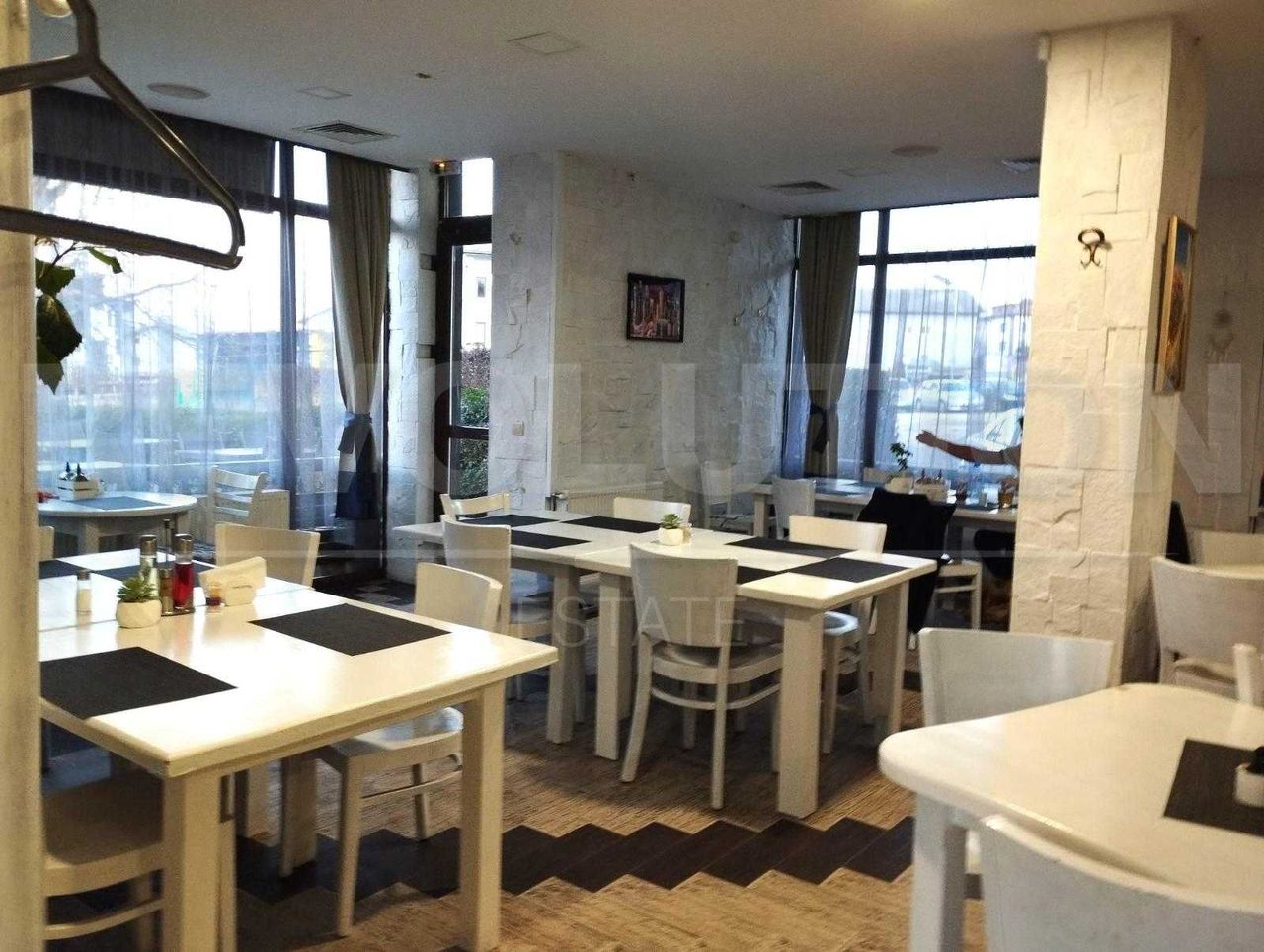 Продава се Тристаен апартамент в Банско - 90 кв.м за 1067 €/кв.м - Снимка #1