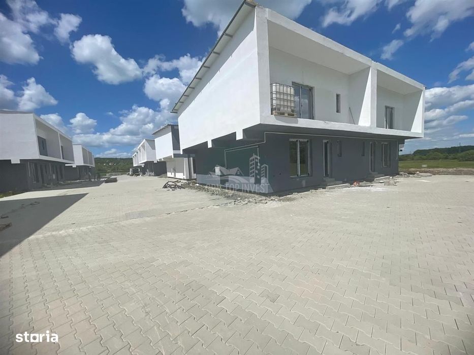 Casa 4 camere 2 bai balcon si gradina zona Muzeu- Rasinari