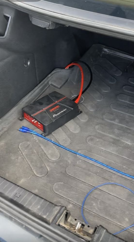 Усилвател  Pioneer GM-A3702