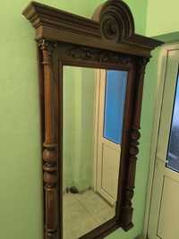 Oglinda veche  din lemn