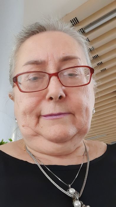 Предлагаю услуги сиделки: с проживанием и без.