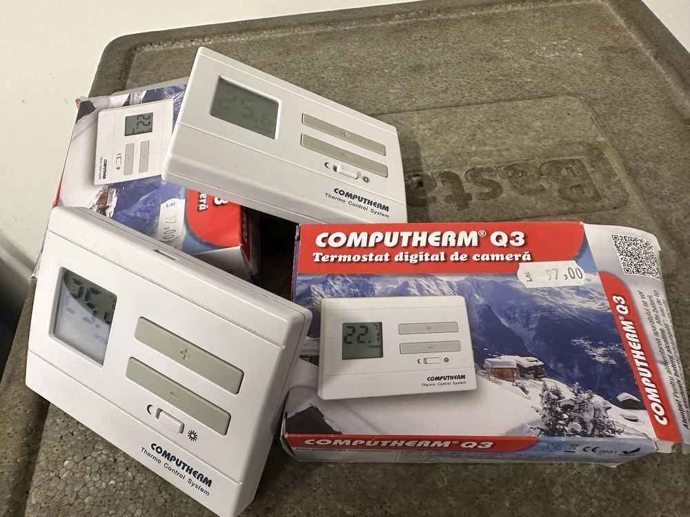 Vând 2 termostate cu fir COMPUTHERM® Q3