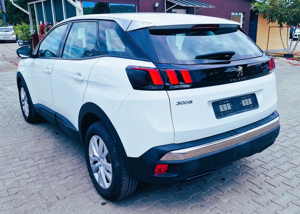 Peugeot 3008 1.5 HDI Business Line