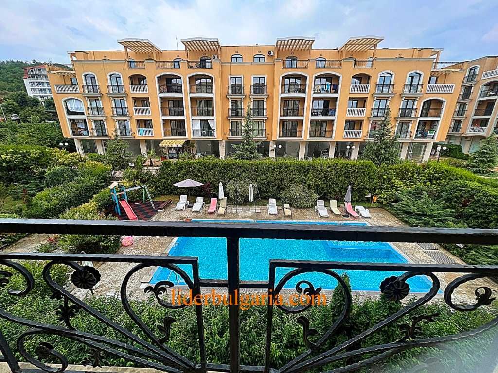Продава се Двустаен апартамент в к.к. Елените - 54 кв.м за 1204 €/кв.м - Снимка #11