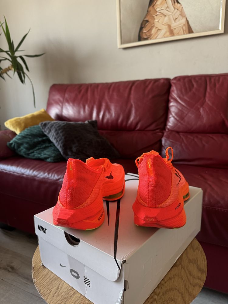 Nike Alphafly 2 като нови