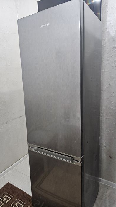 Продаю Холодильник Даушер