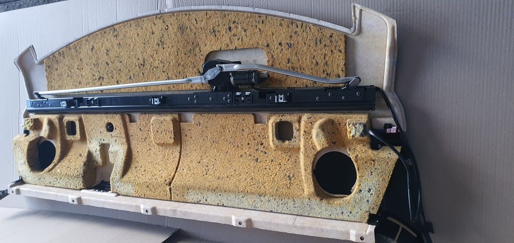 Perdeluta perdea luneta bmw seria 5 e60 lci facelift