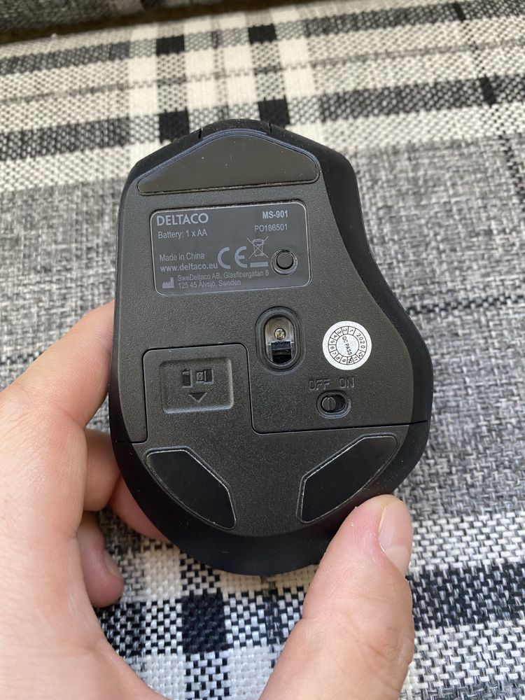 Mouse silentios bluteooth Negru