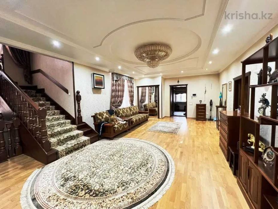 Продается дом в центре г.Караганды!