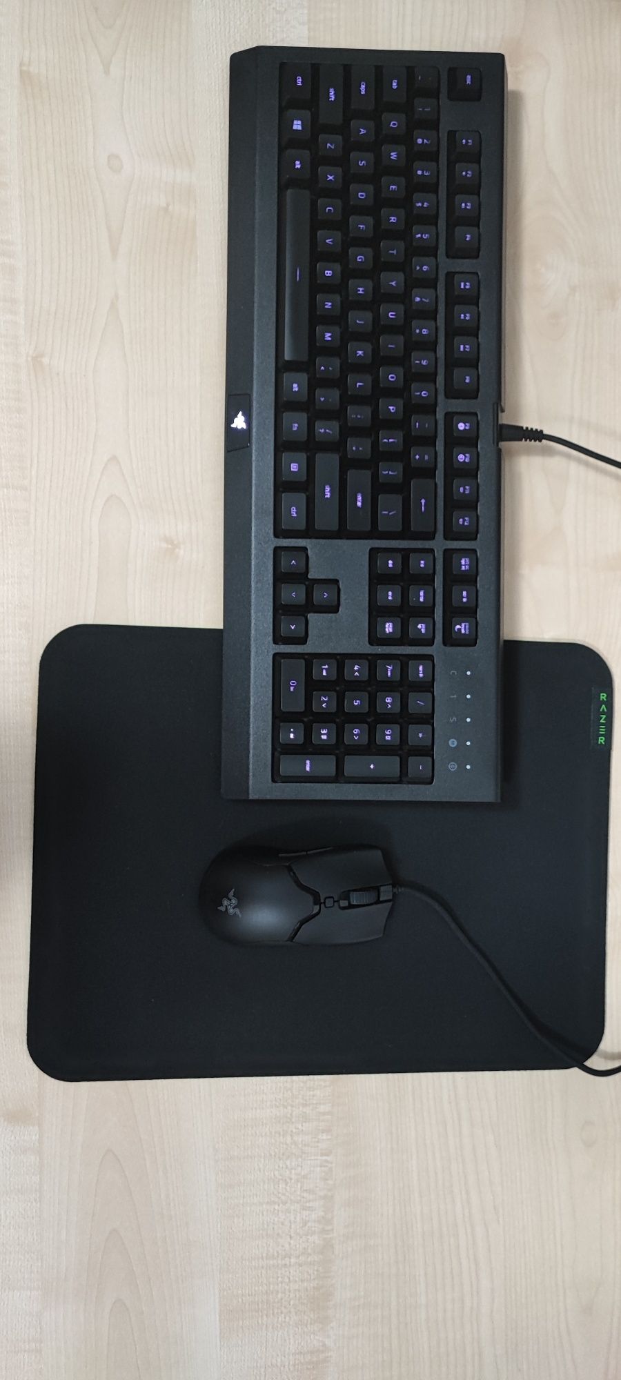 Kit gaming Razer Level Up Bundle, tastatură + mouse + mousepad