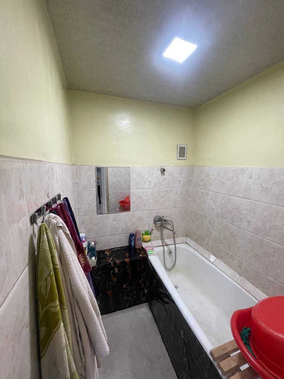 Себзар 2 комнатная квартира продается , 56м2 кирпич , Метро Г.Гулом
