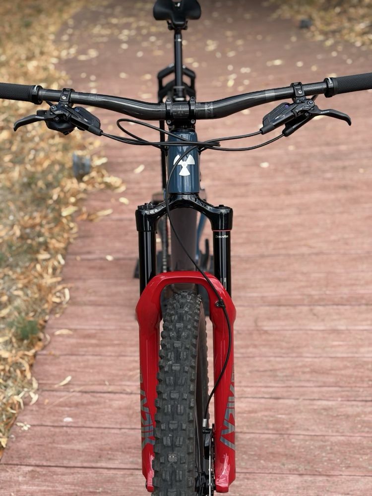 Nukeproof Reactor 290c RS Carbon