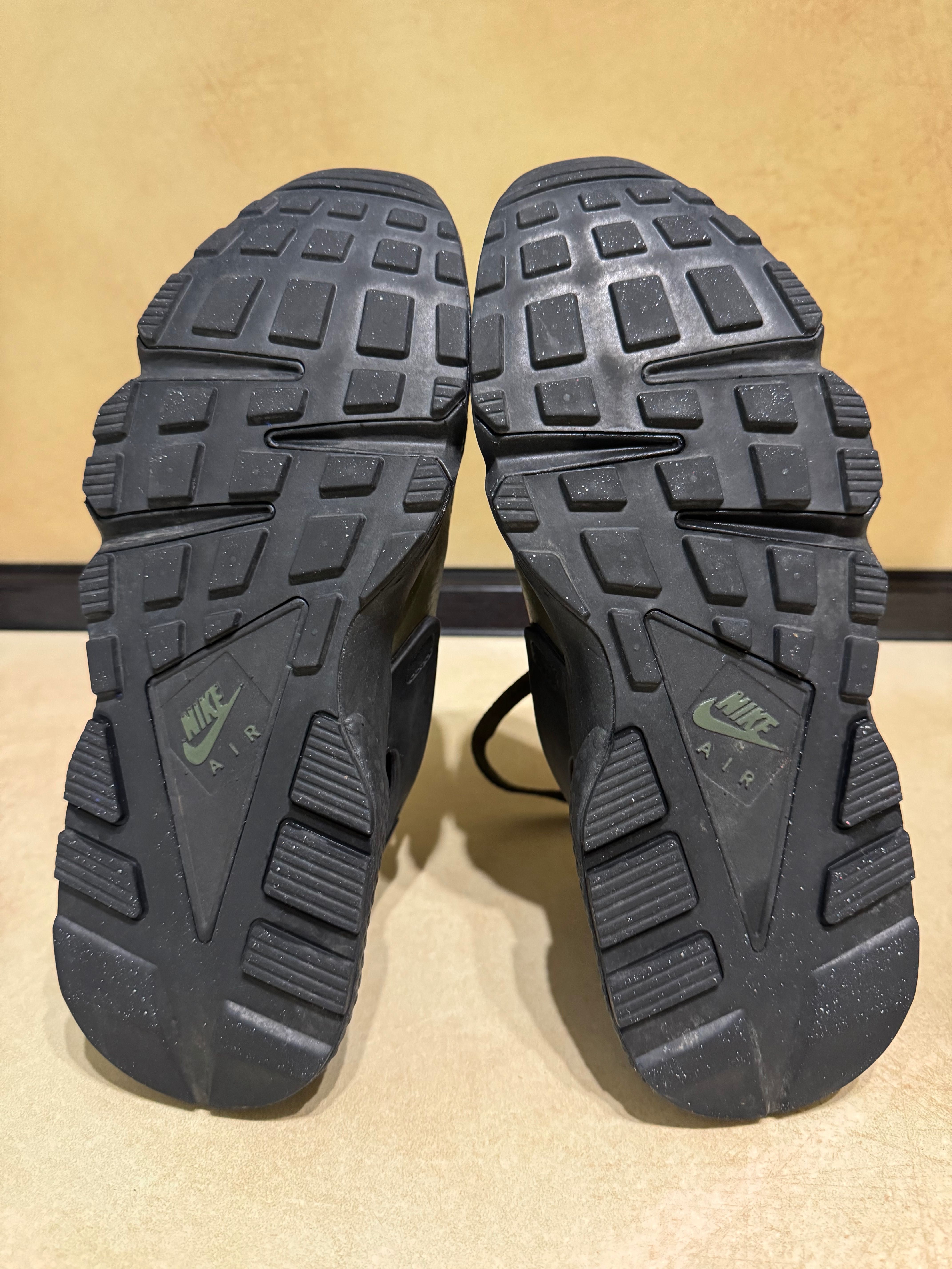 Nike Air Huarache"Dark Olive".
