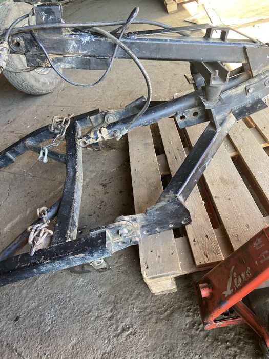 Vand lift hidraulic pentru freza