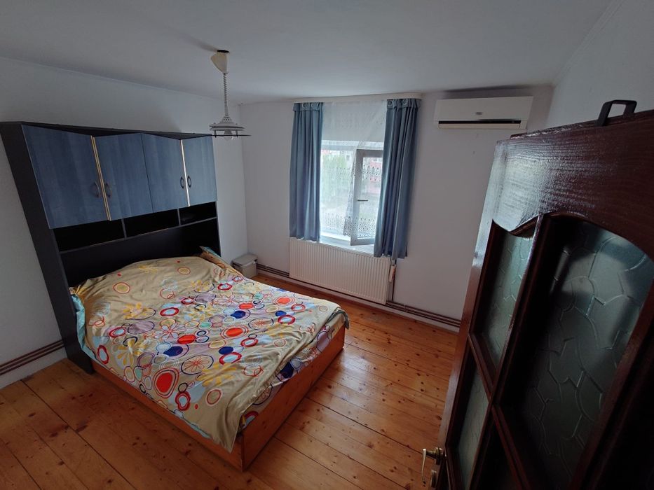 Vand apartament 2 camere