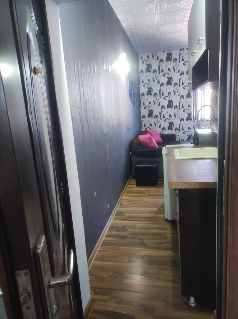 Продава се Едностаен апартамент в Враца, Дъбника - 25 кв.м за 1280 €/кв.м - Снимка #7