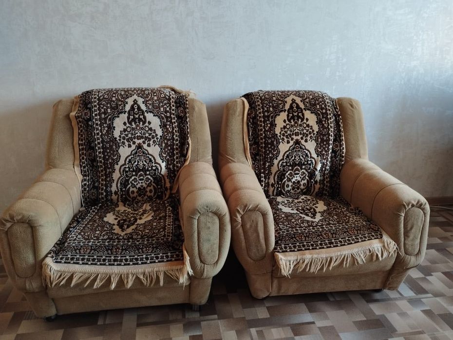 Кресло старое  2