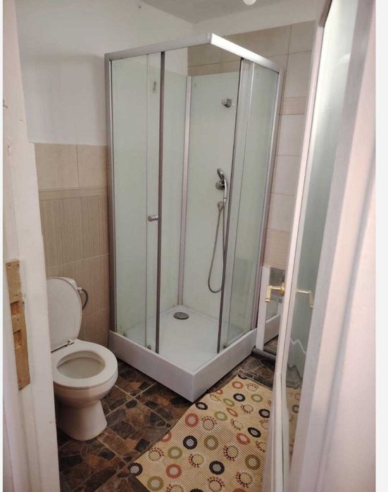 Proprietar închiriez casa comuna berceni