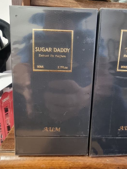 Parfumuri AUM diferite modele