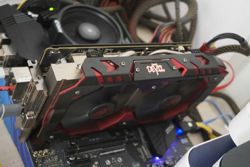 Видеокарта RX 580 8GB Red Devil Golden Sample 1425mhz core/ вкл ДДС