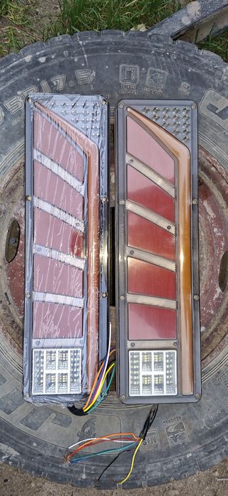 Фонарь задний правый