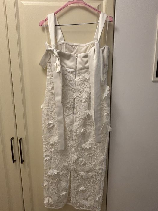 Rochie eleganta alba