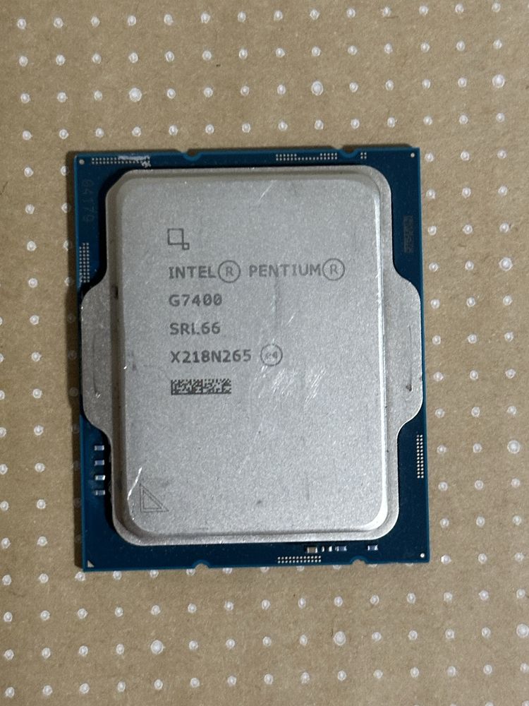 Intel Pentium Gold G7400 / 6M Cache, 3.70 GHz / FCLGA1700