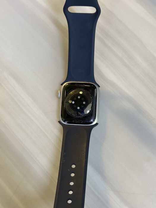 Apple watch 8 series