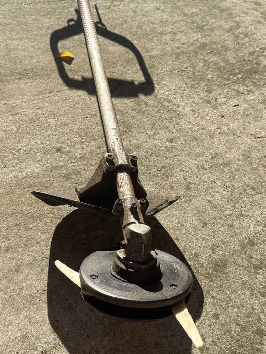 motocoasa/cositoare japoneza Kawasaki TD24