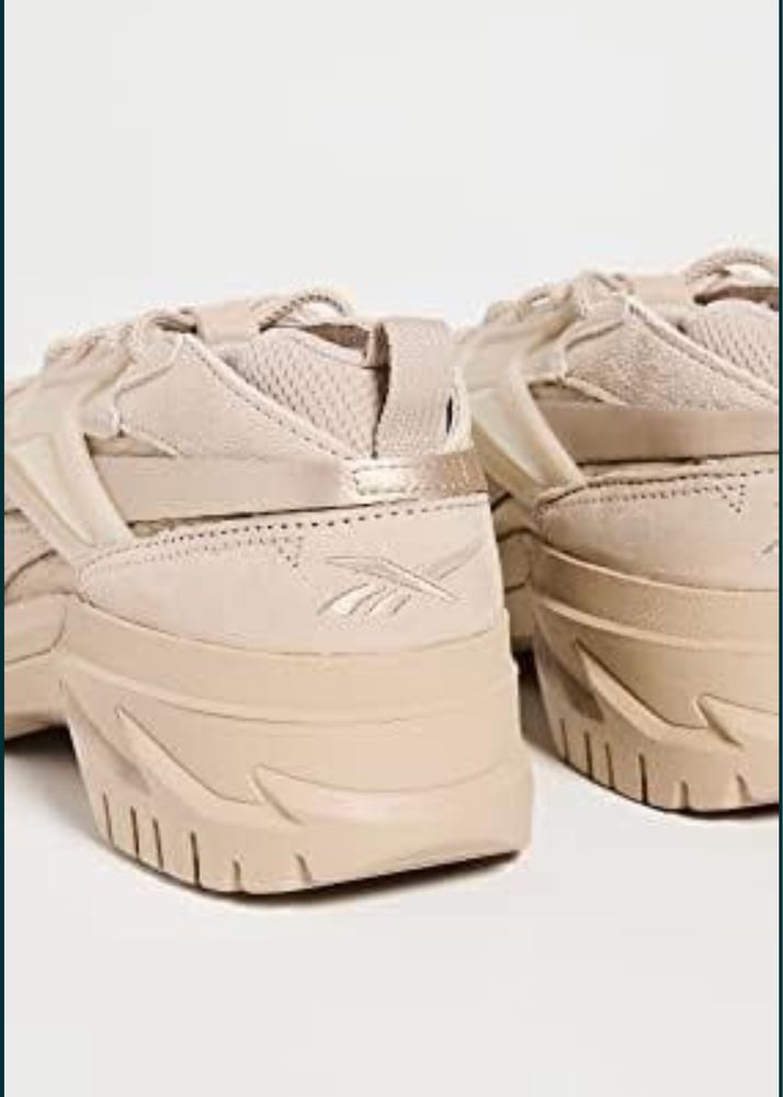 Reebok cardi B 39