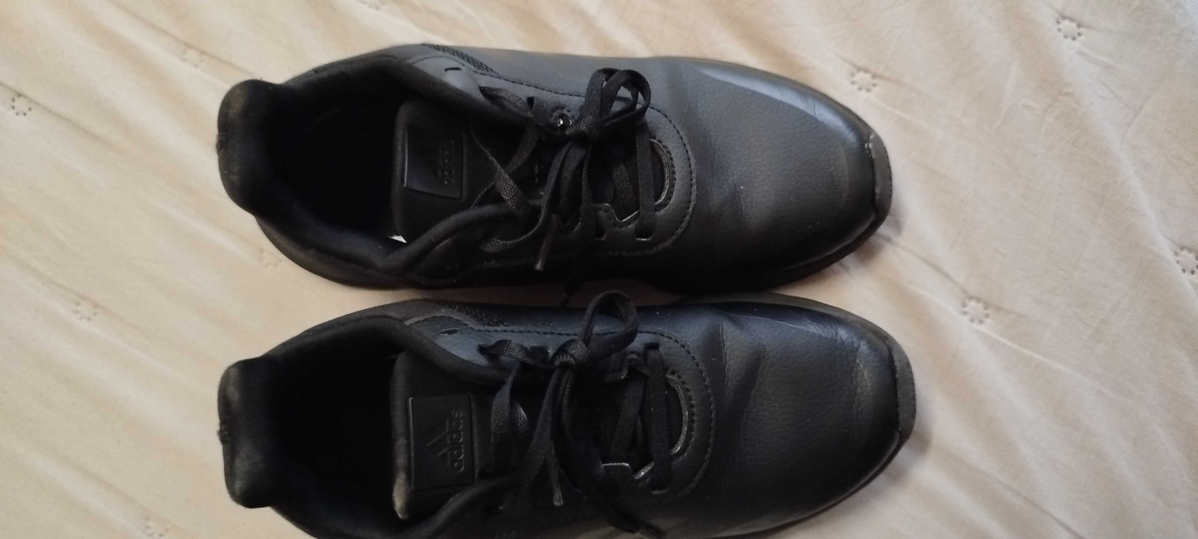 Оригинални кожени маратонки Adidas