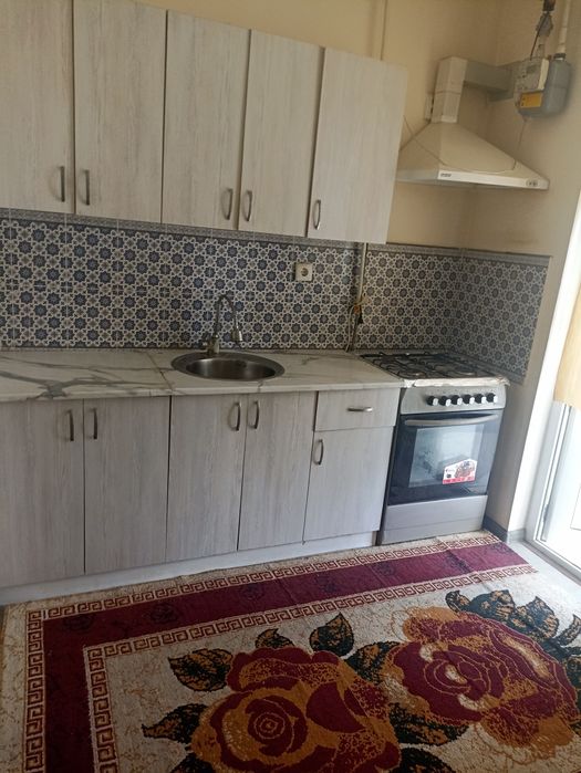 Qorasuv 1 da Fayzmarketni qarshisidagi domda yangi ikki xonalik uy