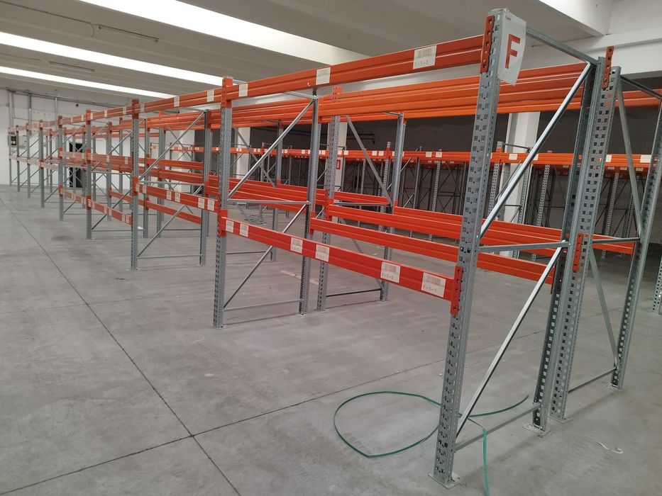 Rafturi Metalice Meta